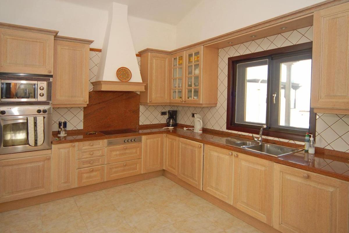 Villa Sunset Paradise With Panoramic Sea View, First Line, Sunsets ปลายาบลังกา ภายนอก รูปภาพ